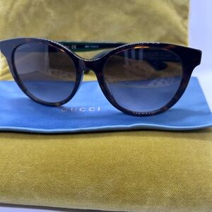 Gucci Brown Tortoise Sunglasses